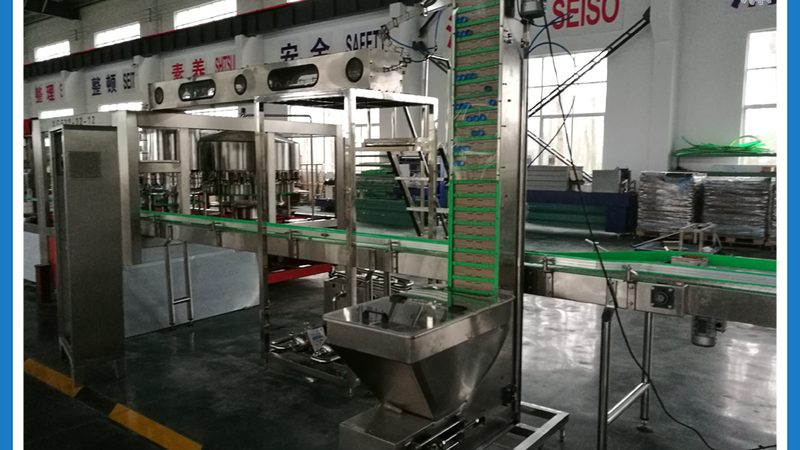 小型油炸机型号解析：揭秘不同型号背后的工艺与适用场景